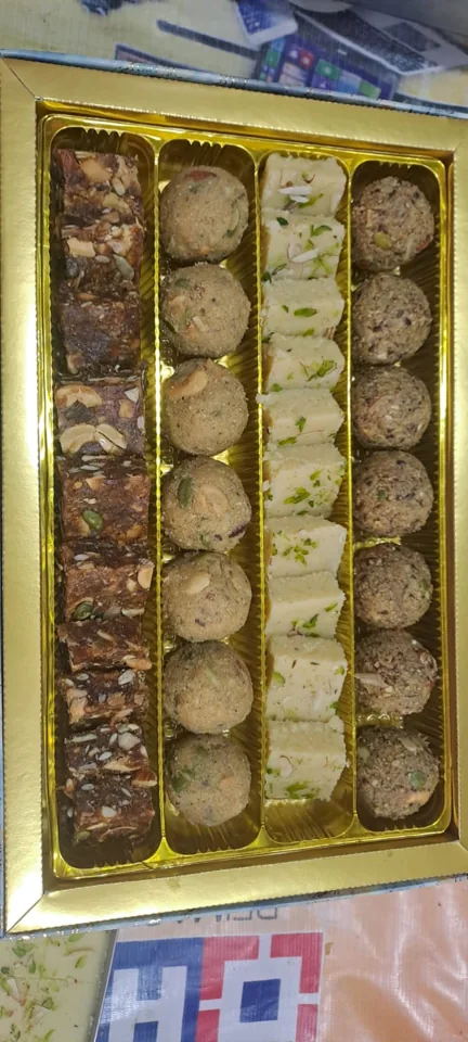 Pahwa Winter Mithai Box